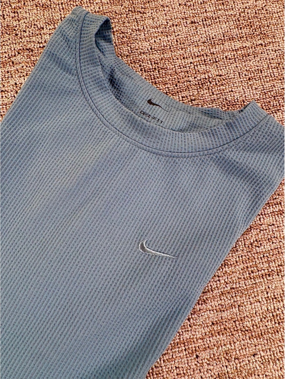 Nike Dri-FIT Seersucker T-Shirt Size Small Athletic Casual Grunge Streetwear